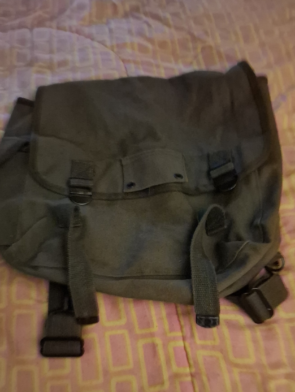 Classic Canvas Messenger Bag in Dark Green